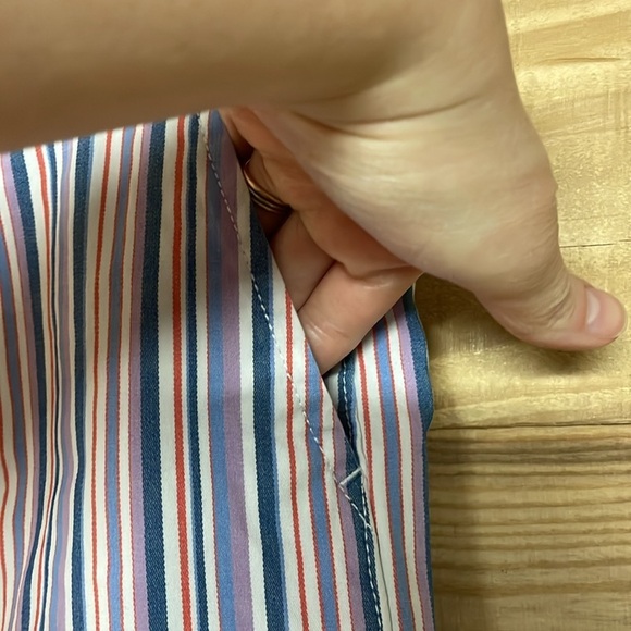 GAP size 14 multiple color stripes high waisted 4.5” shorts - Picture 4 of 8